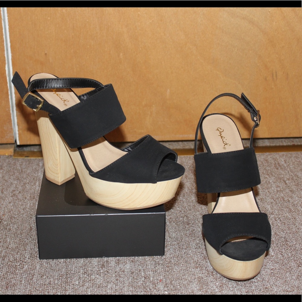 BLOCK PLATFORM SANDALS